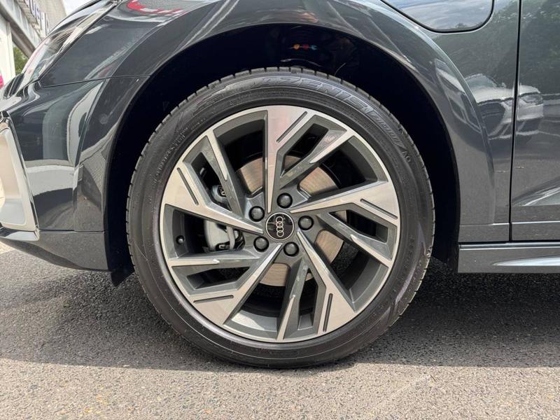 Audi A3 Allstreet 40 Tfsi e Hybride rechargeable 204 s tronic 6 Avus