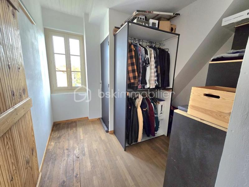 Maison - 195 m² - 6 pièces