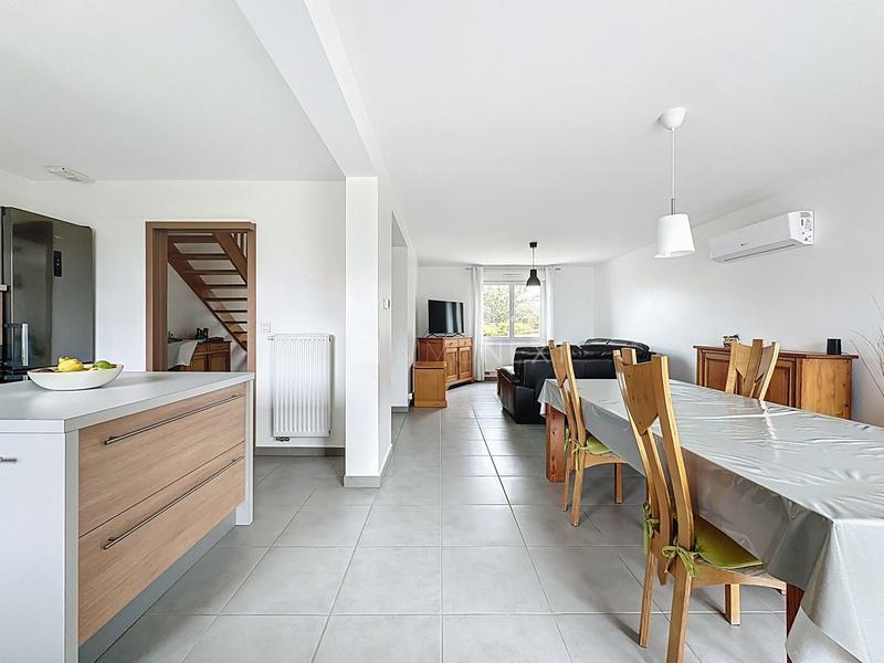 Maison - 135 m² - 7 pièces