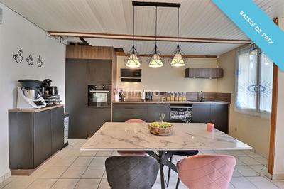 Maison - 101 m² - 5 pièces