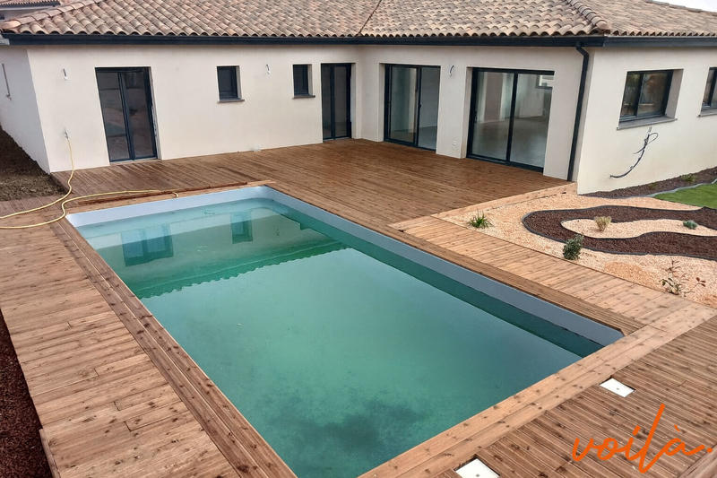 Maison - 140 m² - 5 pièces