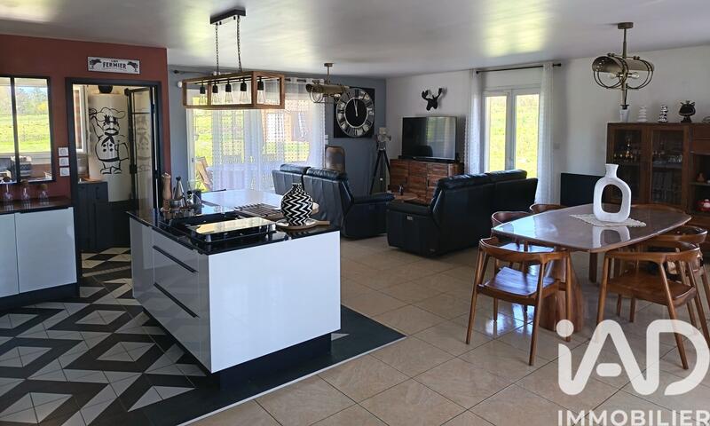 Maison - 150 m² - 5 pièces