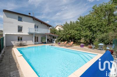 Maison de village - 110 m² - 6 pièces