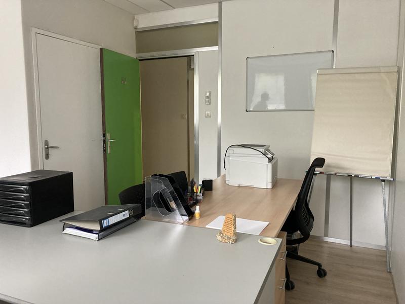Bureau - 272 m²