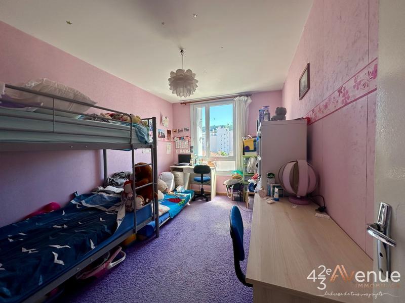 Appartement - 107 m² - 5 pièces