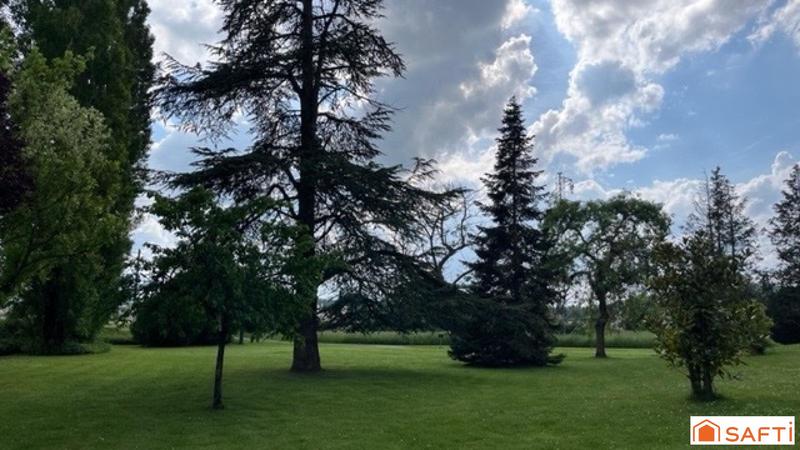 Maison - 317 m² - 10 pièces