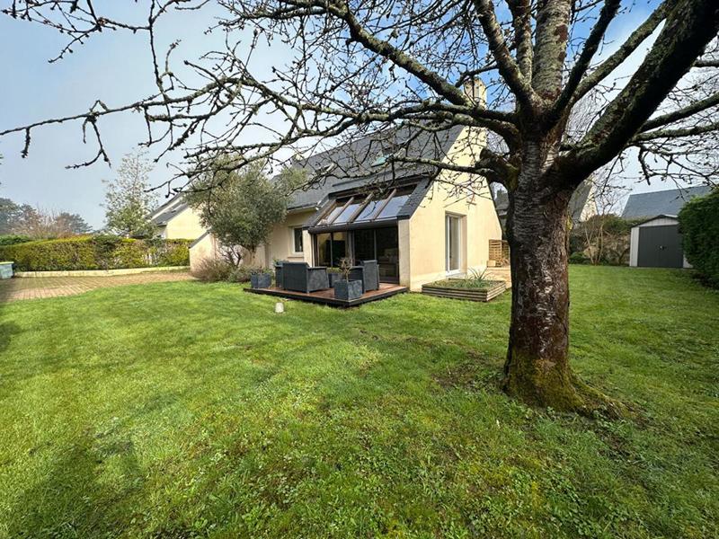 Maison - 160 m² - 8 pièces