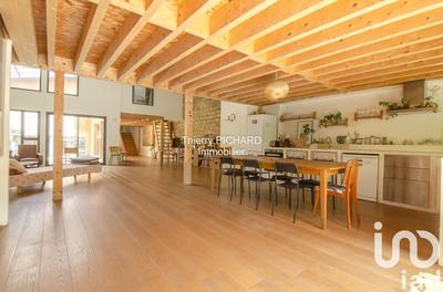 Maison de maîtres - 211 m² - 6 pièces