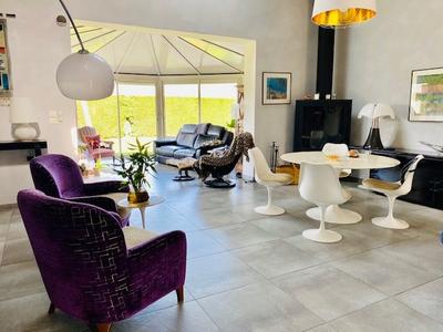 Maison - 160 m² - 7 pièces