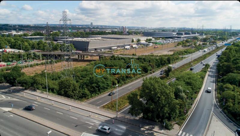 Local d'activité / Entrepôt - 20 667 m²