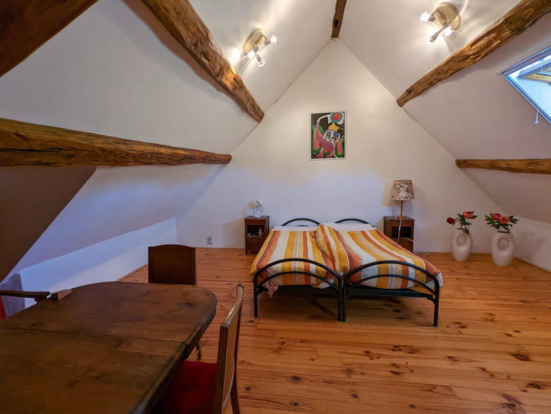 Maison - 220 m² - 8 pièces