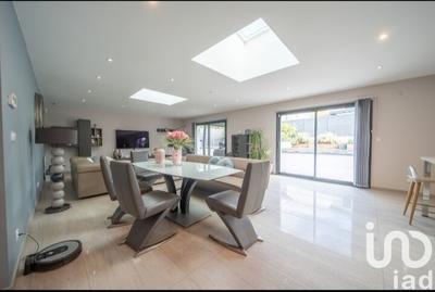 Maison de maîtres - 220 m² - 7 pièces