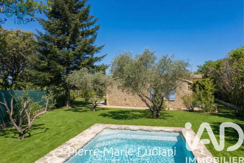 Maison - 101 m² - 5 pièces