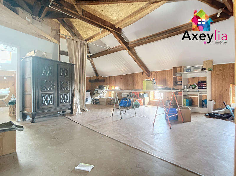 Maison - 232 m² - 9 pièces