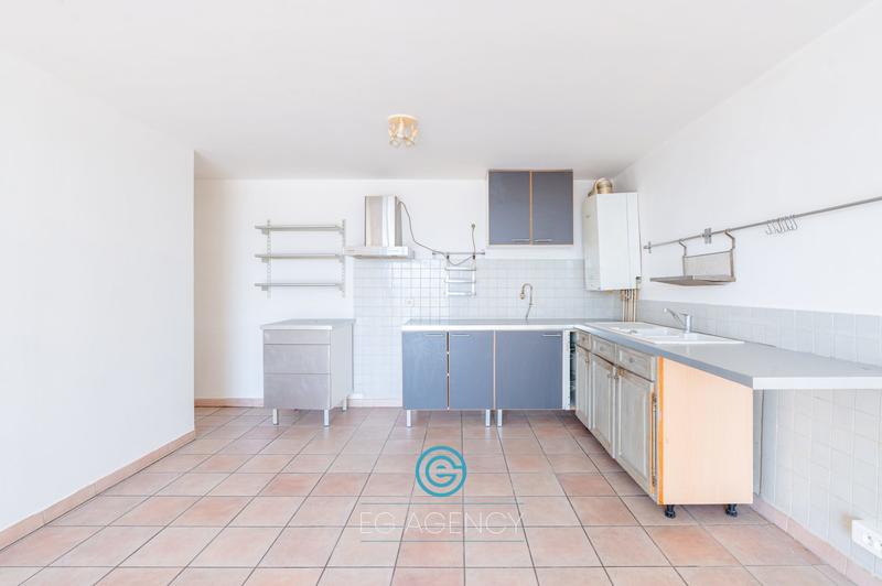 Appartement - 115 m² - 4 pièces