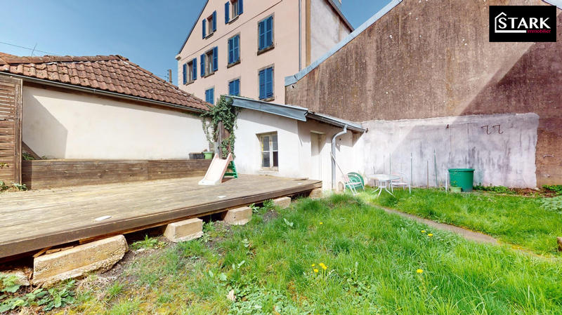 Appartement - 100 m² - 4 pièces