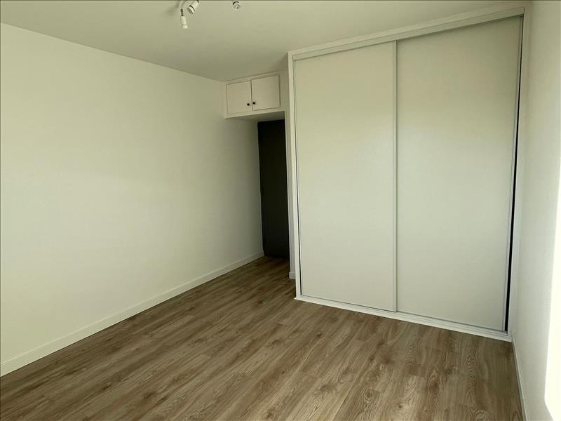 Appartement - 80 m² - 3 pièces