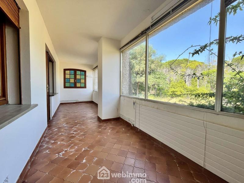 Villa - 259 m² - 7 pièces