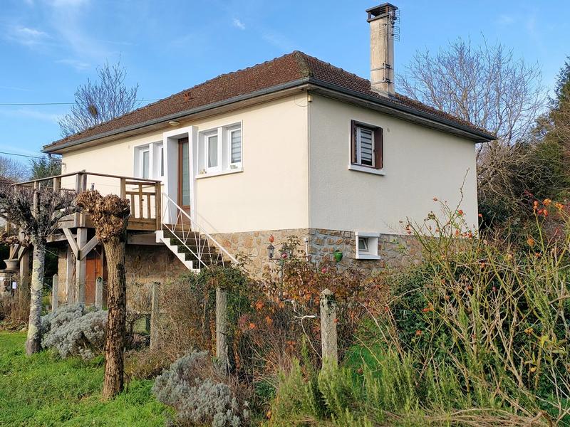 Maison - 93 m² - 4 pièces