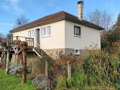 Maison - 383 m² - 4 pièces