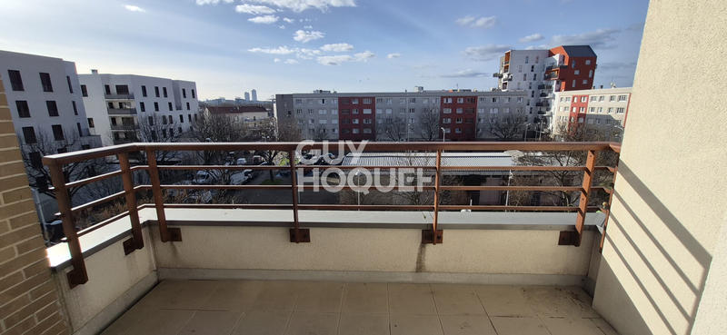 Appartement - 97 m² - 4 pièces