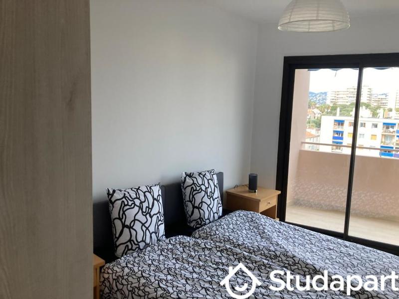 Appartement - 80 m² - 3 pièces