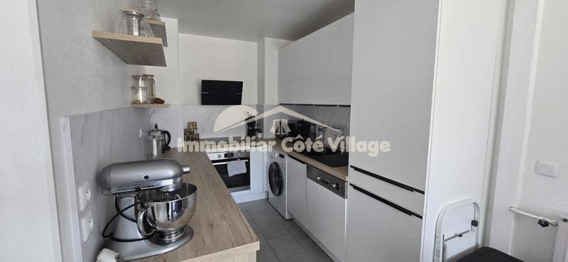 Appartement - 77 m² - 4 pièces
