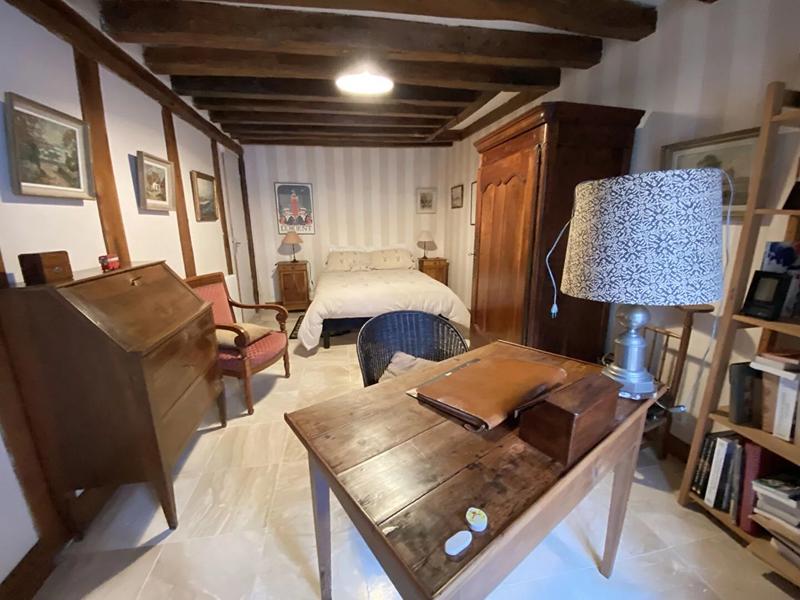 Maison - 343 m² - 12 pièces