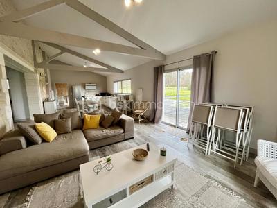 Corps de ferme - 371 m² - 9 pièces