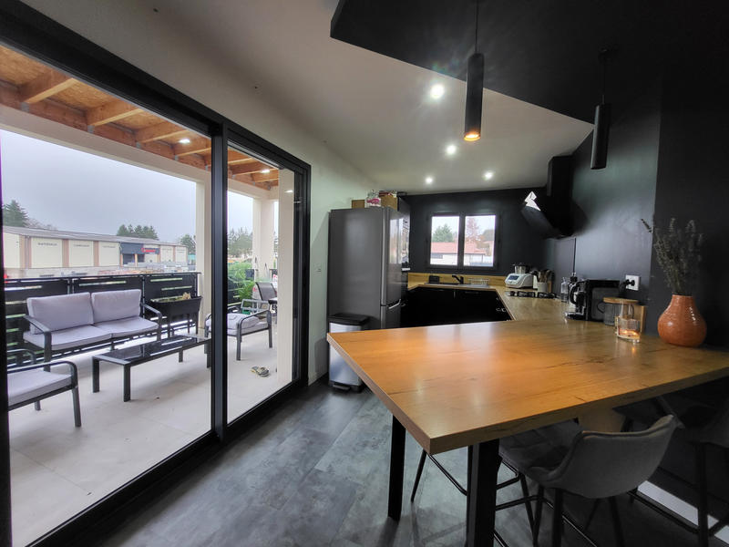 Maison - 84 m² - 4 pièces