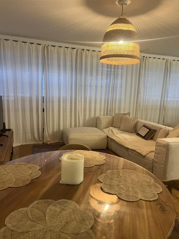 Appartement ancien - 78 m² - 1 pièce