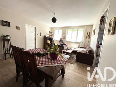 Appartement - 93 m² - 4 pièces