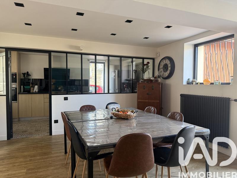 Maison - 169 m² - 8 pièces