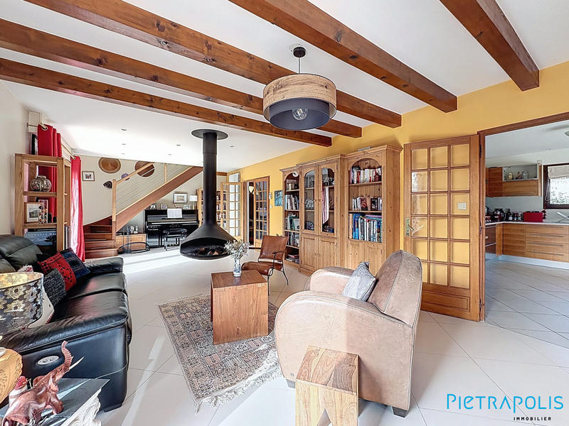 Villa - 162 m² - 6 pièces