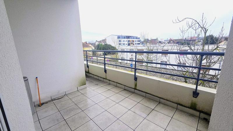 Appartement ancien - 74 m² - 3 pièces