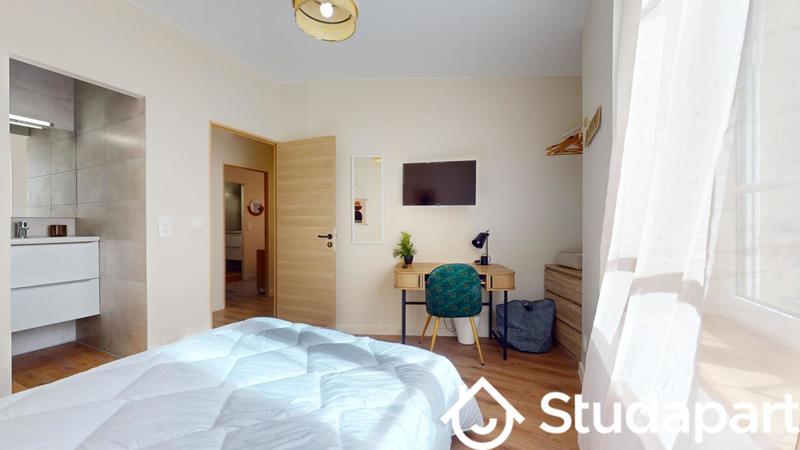 Chambre - 11 m² - 1 pièce