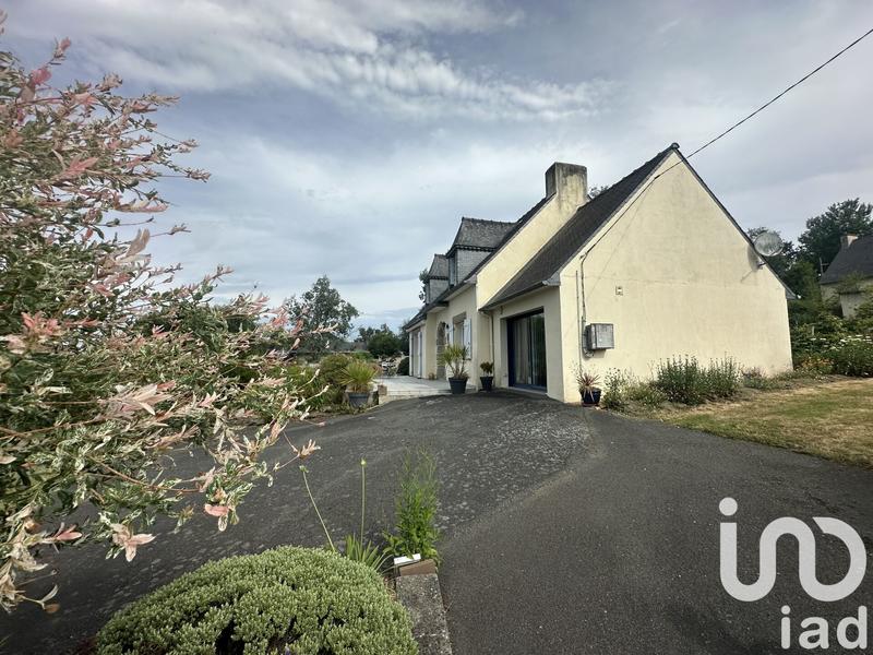 Maison - 111 m² - 7 pièces