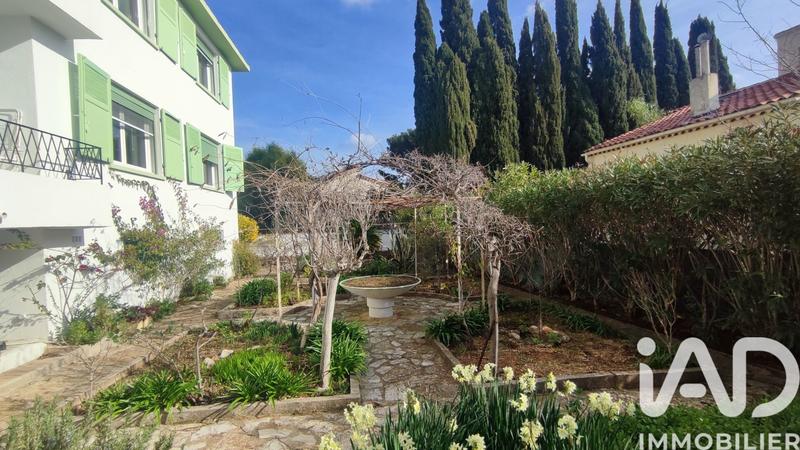 Maison - 196 m² - 6 pièces