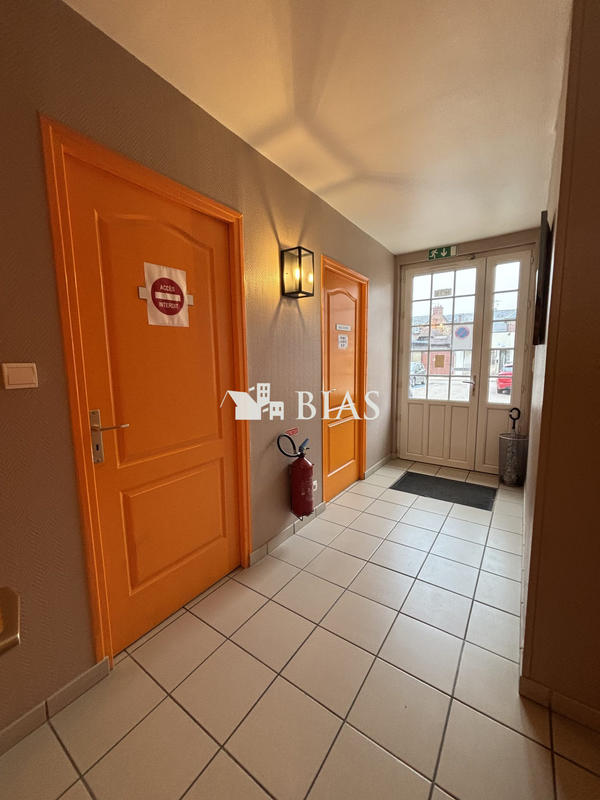 Local d'activités - 62 m² - 3 pièces