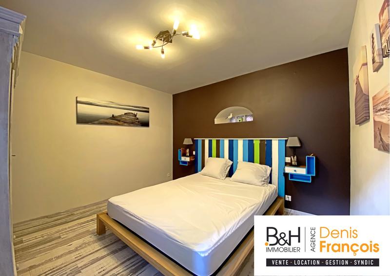 Maison ancienne - 250 m² - 8 pièces