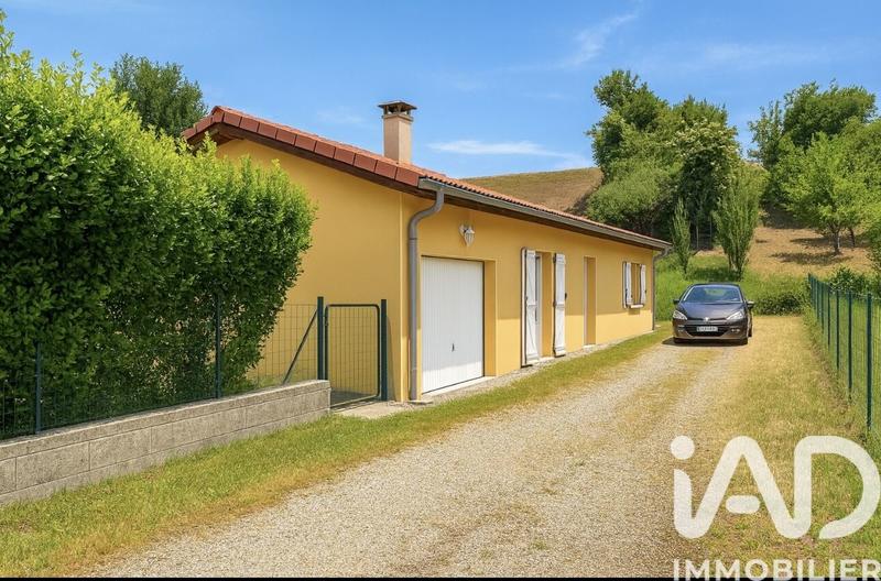 Maison - 95 m² - 5 pièces