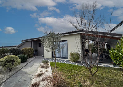 Villa - 130 m² - 4 pièces