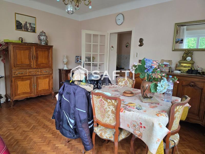 Maison - 96 m² - 5 pièces