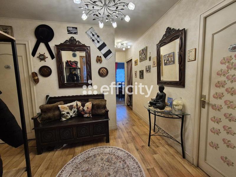 Appartement - 93 m² - 3 pièces