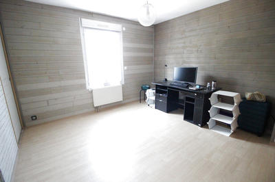 Maison - 180 m² - 7 pièces