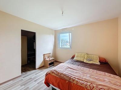 Maison - 157 m² - 8 pièces