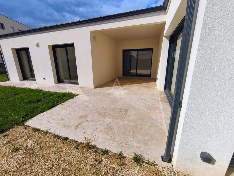 Pavillon - 138 m² - 7 pièces