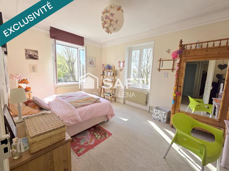 Villa - 194 m² - 8 pièces