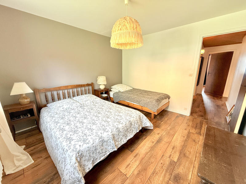 Châlet - 280 m² - 10 pièces