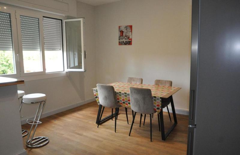 Maison de ville - 264 m² - 14 pièces